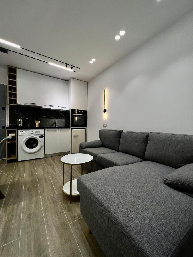 Deluxe Apartment Bllok Тирана Экстерьер фото