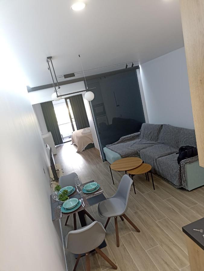 Deluxe Apartment Bllok Тирана Экстерьер фото